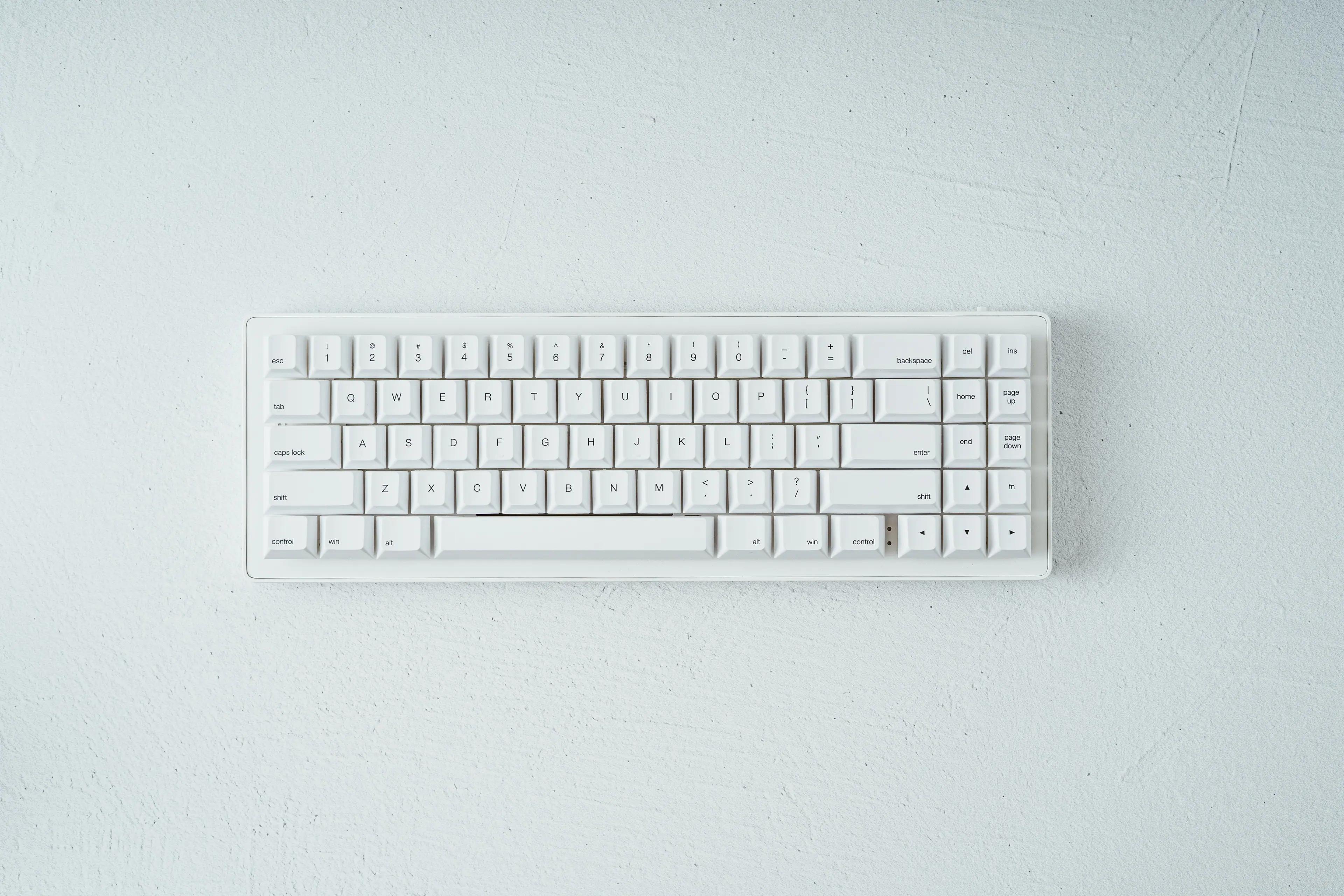 Apos WhiteFox Eclipse Mechanical Keyboard - Main Image