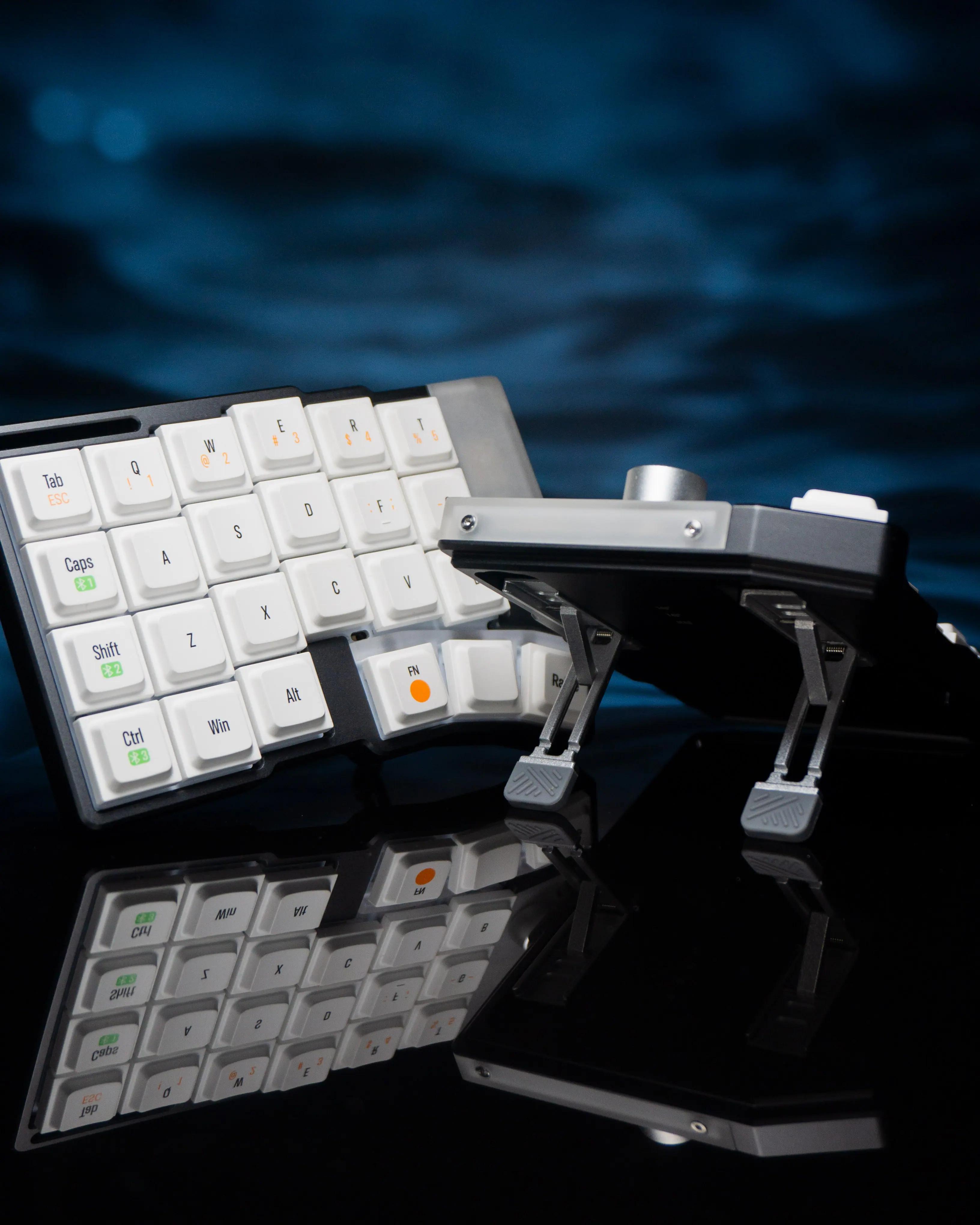 Jezail Funder Cornix Tented Split Ergo JZF Mechanical Keyboard - Main Image