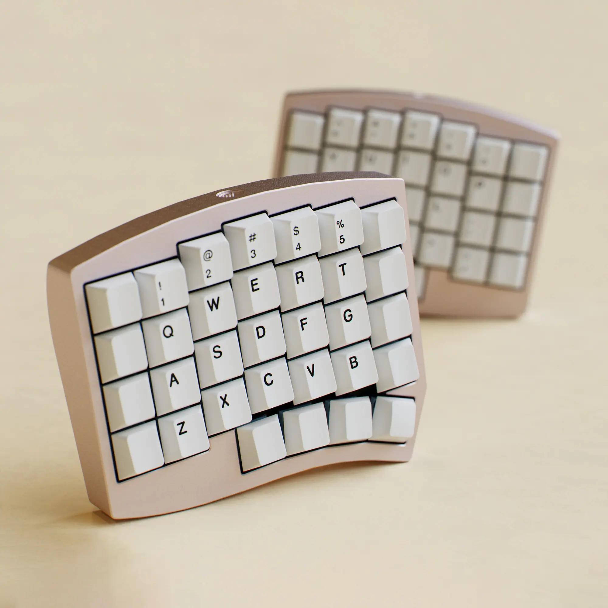 KBDFans ALTAIR ALTAIRX R2 Mechanical Keyboard - Thumbnail 3