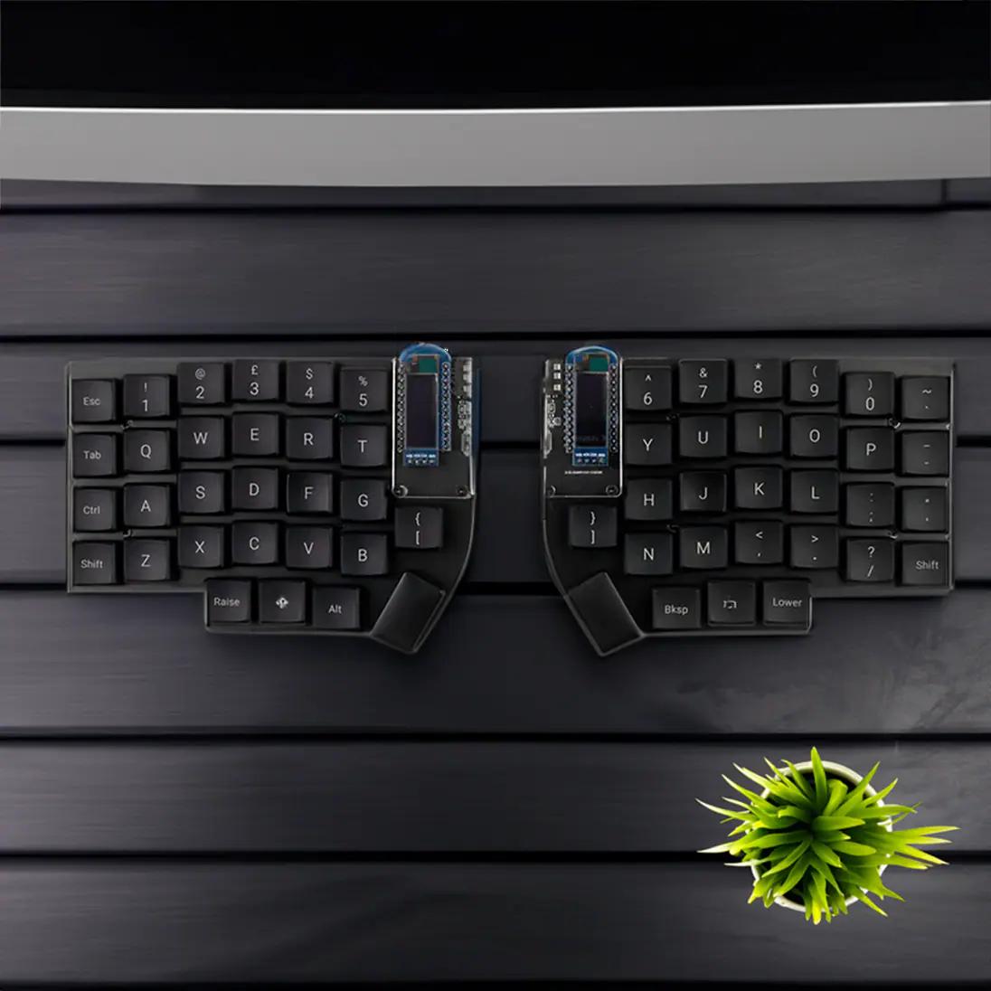 KEEBD Lily58 Pro Mechanical Keyboard - Main Image