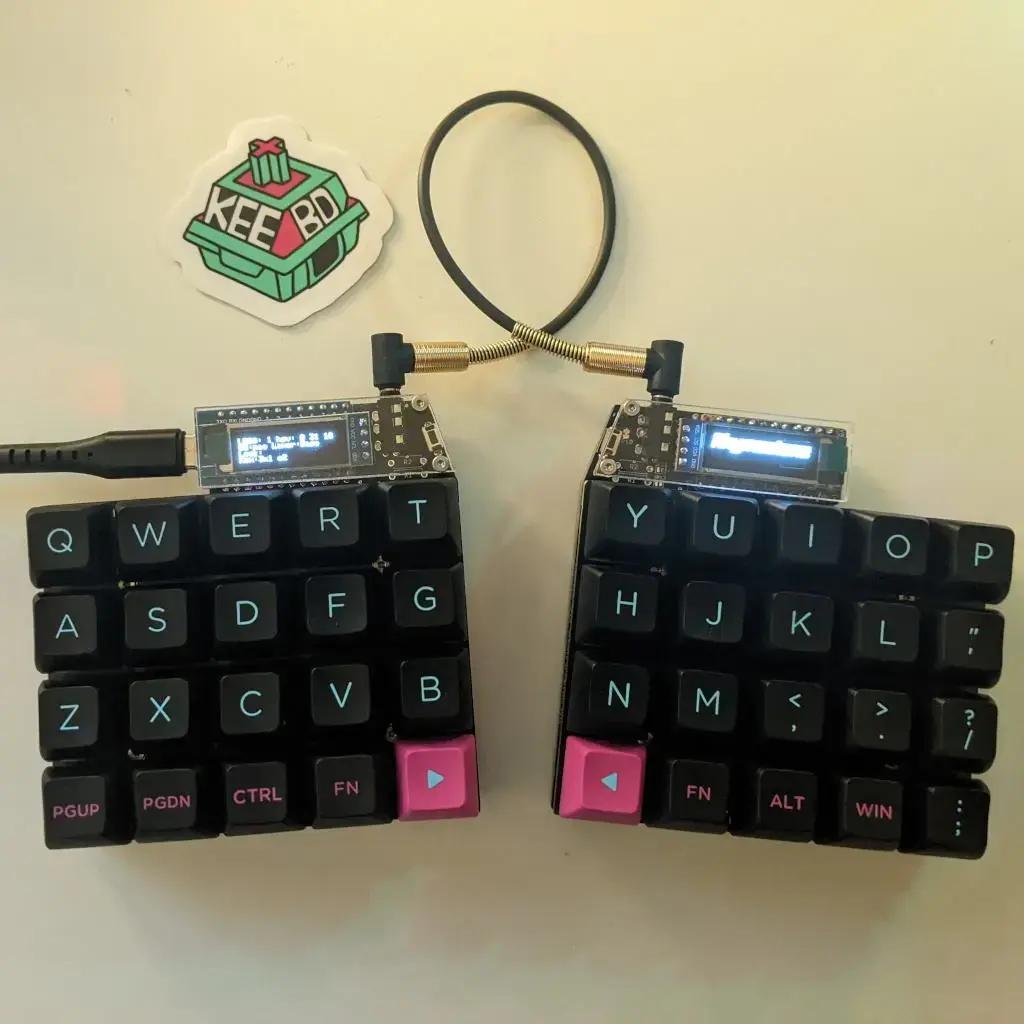 KEEBD Rhymestone Split Mechanical Keyboard - Main Image
