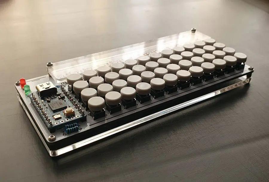 Mechboards PocketType Mechanical Keyboard - Thumbnail 2