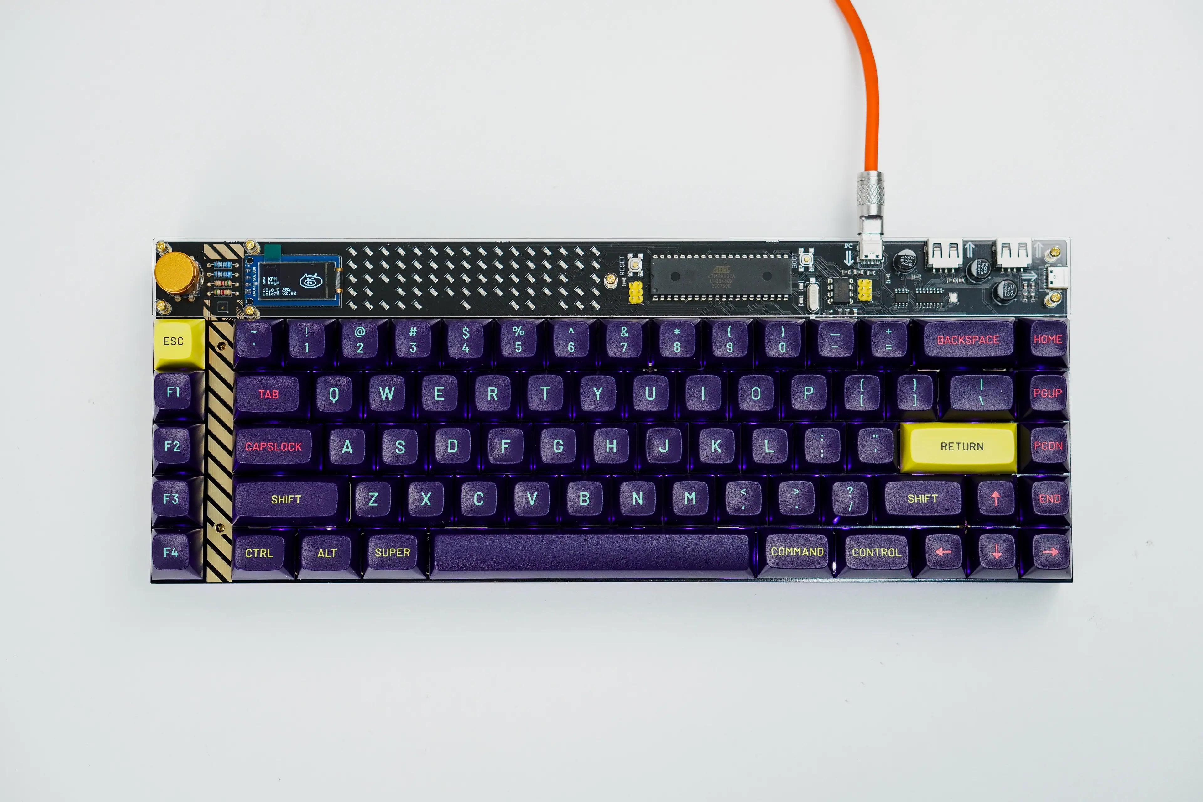 zFrontier Y2K 76 MT3 Cyber Mechanical Keyboard - Main Image
