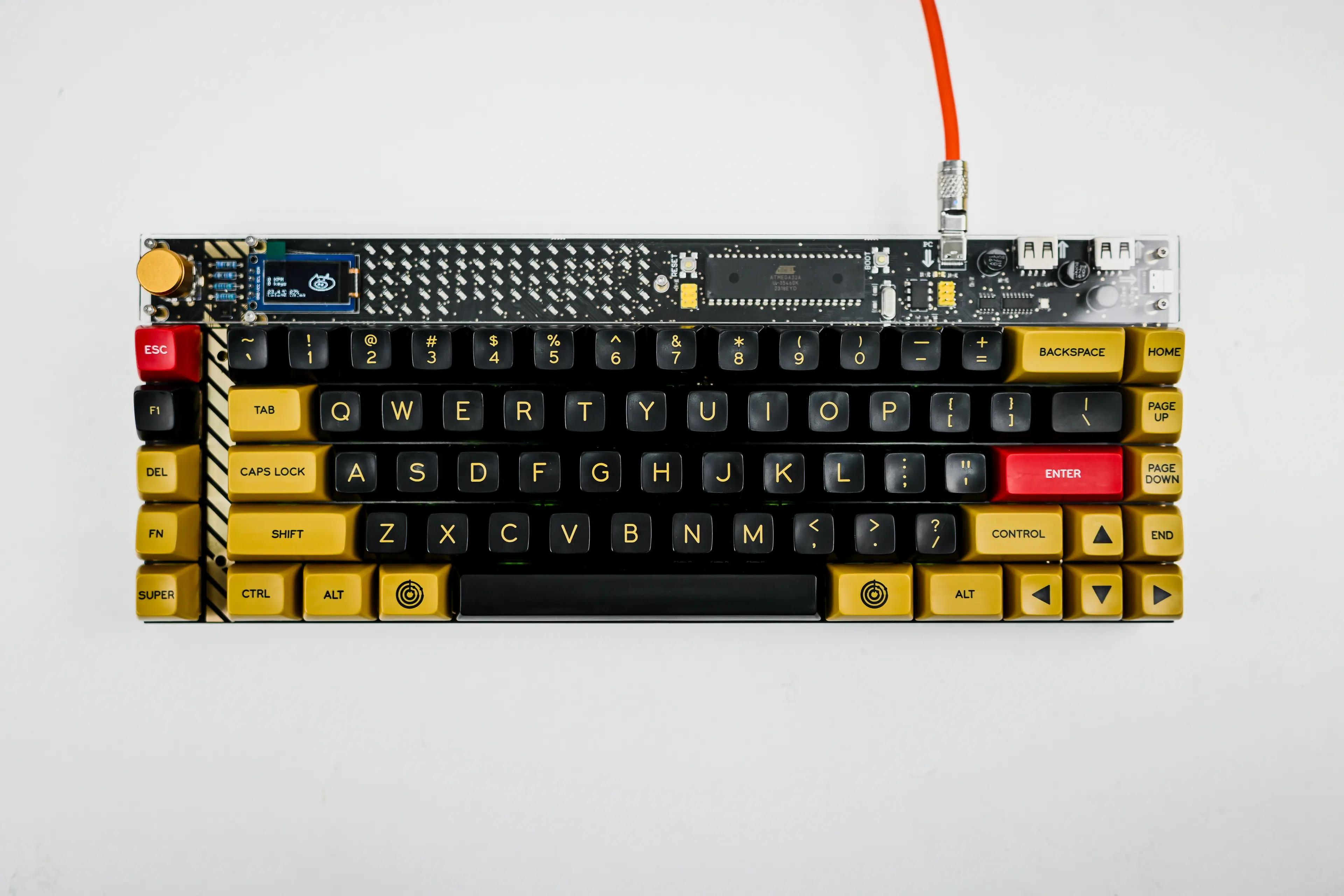 zFrontier Y2K 76 Strong Spirit Mechanical Keyboard - Main Image